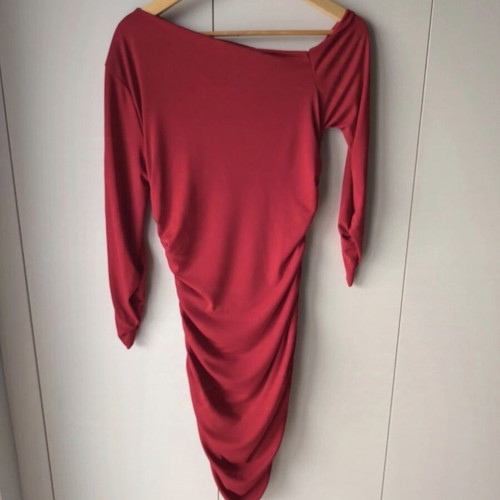Women's red dress with gathers like new, size M