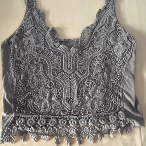 Crop top with lace like new, size XS/S, gray