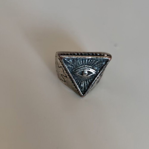 Masonic style ring like new, silver, unique piece