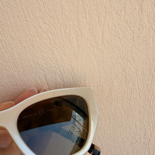 Hawkers sunglasses like new, beige and brown lenses