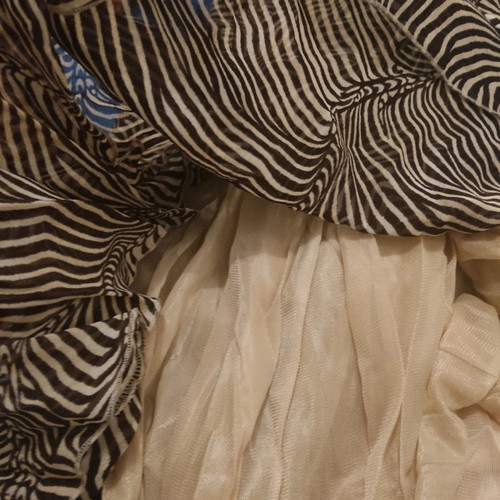 Tiger print dress used, backless, size M