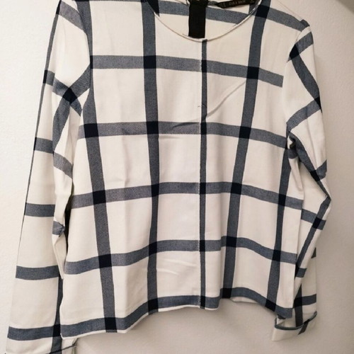 Zara Blue Checked Blouse like new, size medium