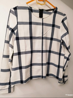 Zara Blue Checked Blouse like new, size medium