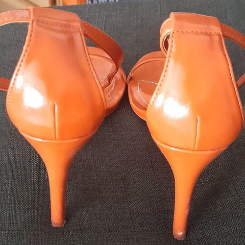 Bershka orange sandals like new, size 39