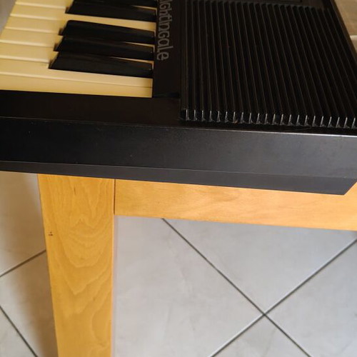 Vintage Superb Sound EK-680 Nightingale Synthesizer like new