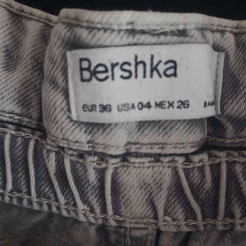 Bershka shorts like new, elastic waist, grey, size S