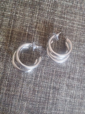 Silver earrings like new