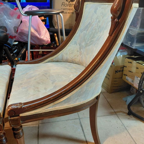Swan living room chairs like new, set of 2 with carved wood and fabric