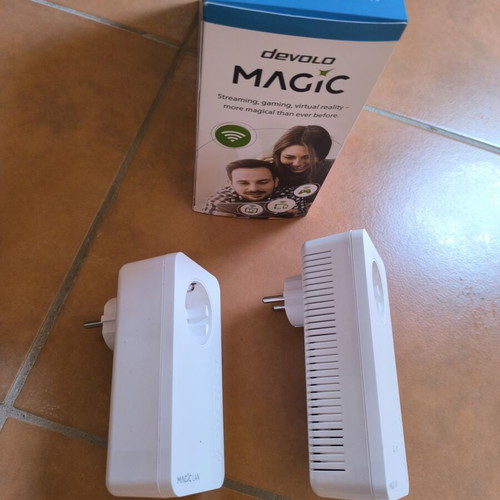 Devolo Magic 1 WiFi kit like new