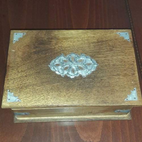 Vintage wooden jewelry box handmade, like new, large capacity