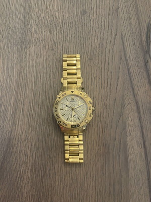Gianfranco Ferre watch gold like new