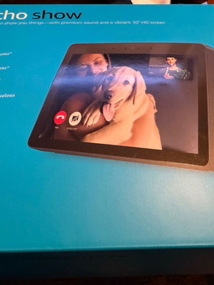 Amazon Echo Show 10 2nd Gen with Flex Stand like new