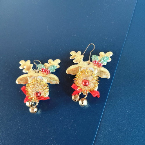 Reindeer earrings new with bell orange and gold