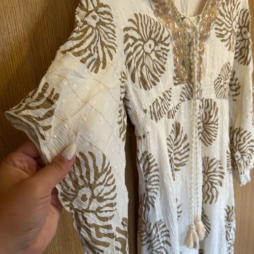 Desiree dress like new, size S, beige with inner lining