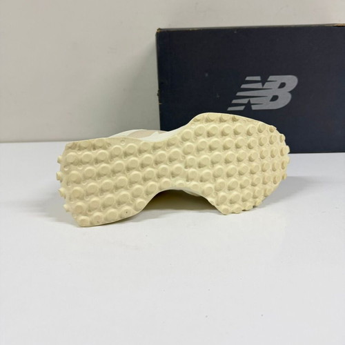 New Balance 327 sneakers new, beige, size 38.5