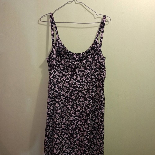 Vintage dress like new, black with white details, size S-M