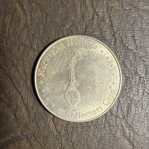 Norwegian Heritage Collectors Coin new, metal souvenir with map