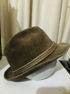 Wien Geras Fedora hat like new, brown, handmade suede