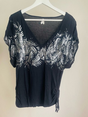 Pepe Jeans black t-shirt size M like new