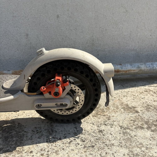 Xiaomi Mi 3 electric scooter