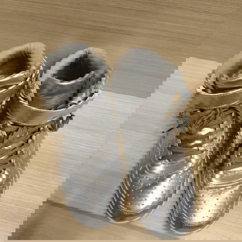 Αθλητικά παπούτσια ασημί σαν καινούργια, νούμερο 40