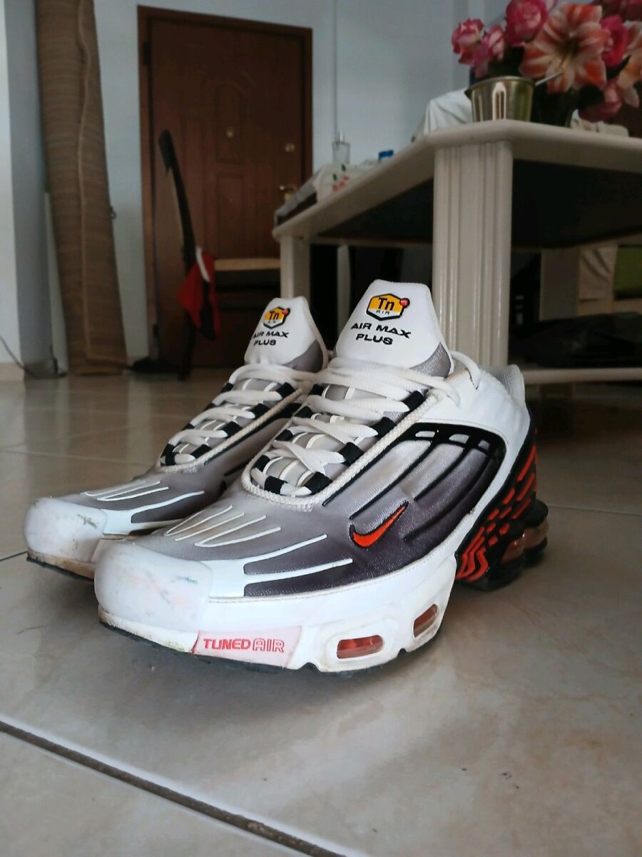 ナイキ　シアー　トラックトップ　タグ付き未使用品 ナイキ エアジョーダン1 ハイ OG セイル/ダークモカ/ブラック