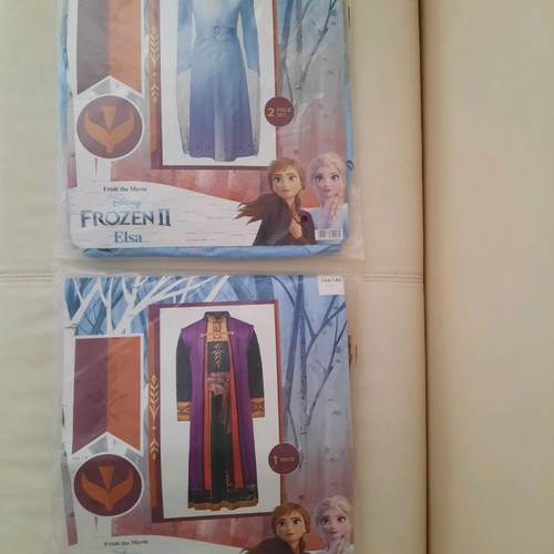 Frozen Elsa and Anna costumes no 8-10 new