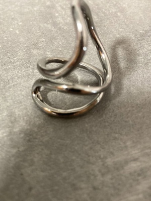 RiffRaff silver-tone ring with unique design