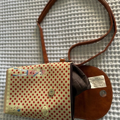 Crossbody bag picons-fashions.com like new, colorful