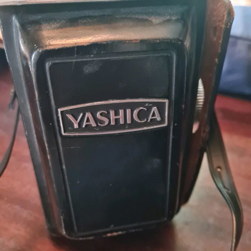 Yashica Twin Lens Reflex Camera used vintage 1950s–1960s medium format