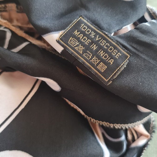 Viscose printed jumpsuit like new, black beige white