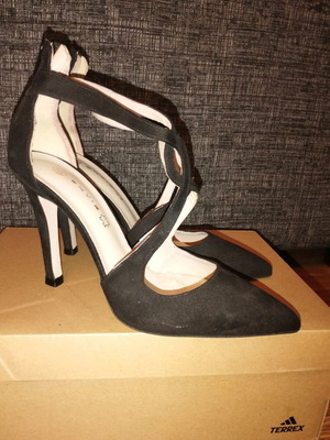 Envie women's shoes pumps new, size 41, black