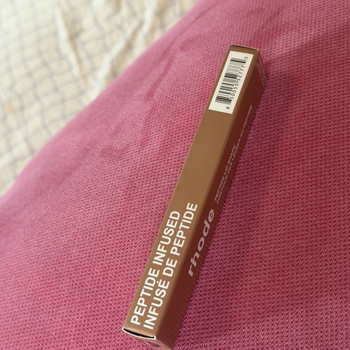 Strech lip contour pen new unused
