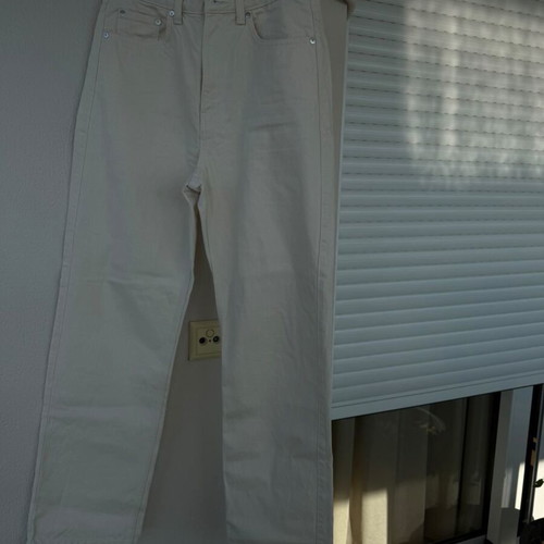 Weekday women's beige cotton jeans like new, size W28 L30