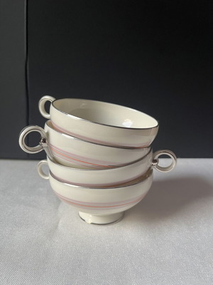 Pirkenhammer vintage porcelain tea cups set of 4 like new