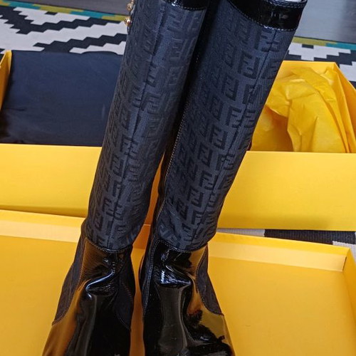 Fendi boots used patent leather and fabric, size 38 black