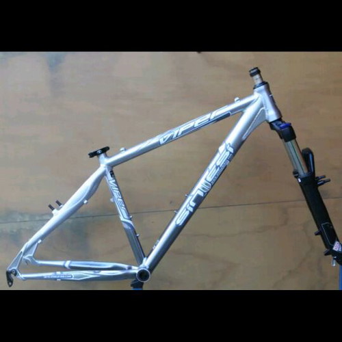 Mountain bike frame Sintesi Viper and Rockshox fork like new