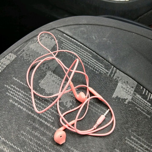 Mobile phone earphones like new with case and charging cable