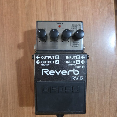 Boss RV-6 reverb pedal used very few times indoors