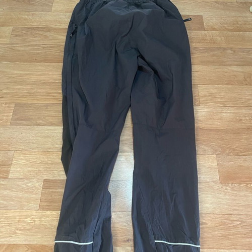 Haglöfs women's nylon tourist pants like new, size L