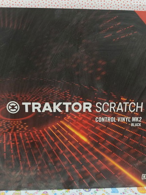 Traktor Scratch Control Vinyl MK2 Black σαν καινούργιο