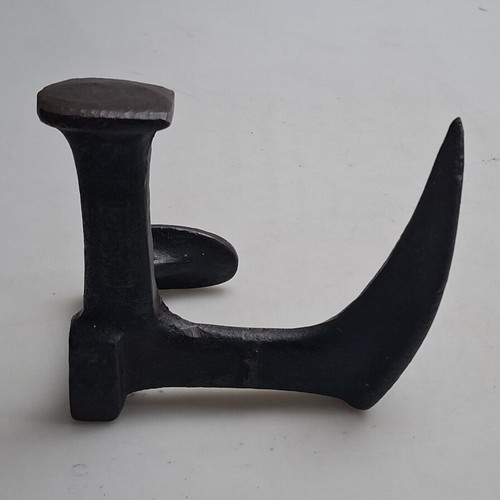 Cobbler's Anvil like new, 18x14x18 cm