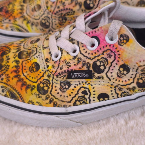 Vans women's sneakers with bandana and skull print size 37 used