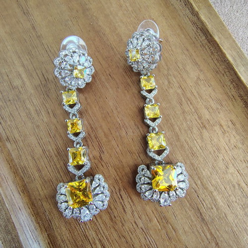 Silver plated earrings with zircon stones, like new, yellow and silver
