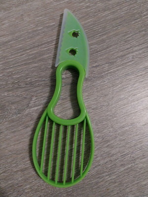 Plastic avocado cutter new
