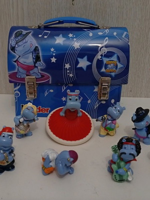 Kinder Surprise Joy Μεταχειρισμένο Σετ Χαρούμενα Αστεία Ιπποποταμάκια Μεγάλη Φιγούρα Και Μεταλλικό Κουτί