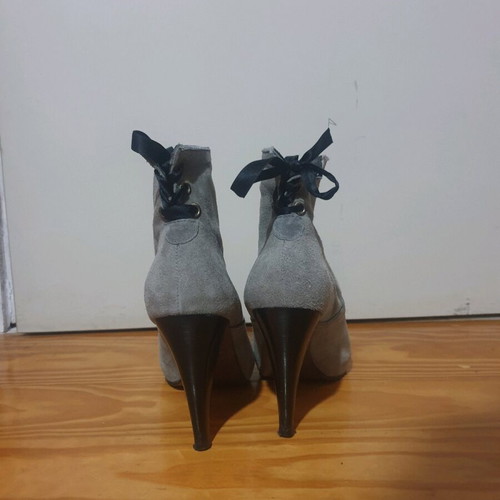 Gray ankle boots used, size 38, worn