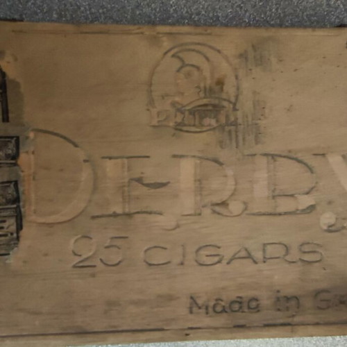 Derby 1852 Wooden Cigar Box like new, Greek Kingdom