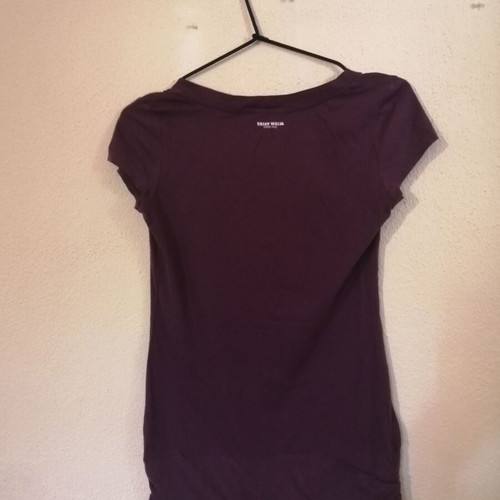 Purple short-sleeve T-shirt used, cotton, size XS
