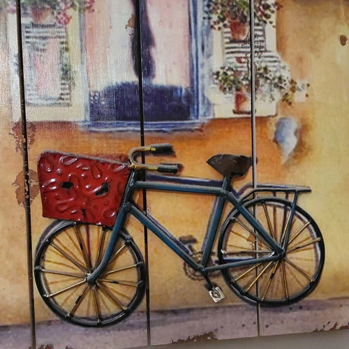 MDF frame with 3D metal bicycle like new